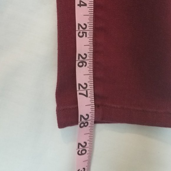Lane Bryant Sz. 14 L 28 in. Cranberry Denim Crop - Picture 5 of 7